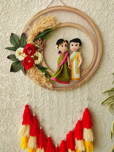 Couple Felt Hoop with Tassels