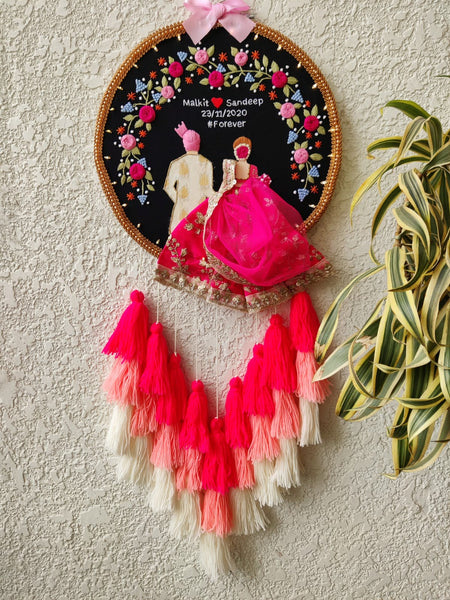 Couple Embroidered Hoop with Tassels & Lights