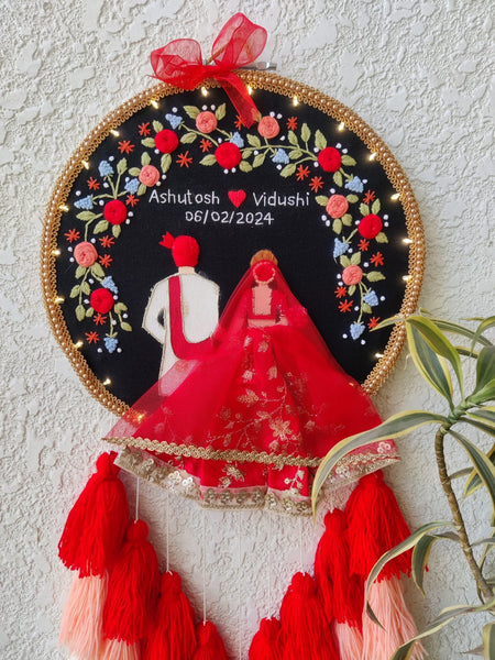 Couple Embroidered Hoop with Tassels & Lights