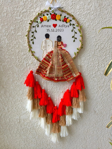 Couple Embroidered Hoop with Tassels & Lights