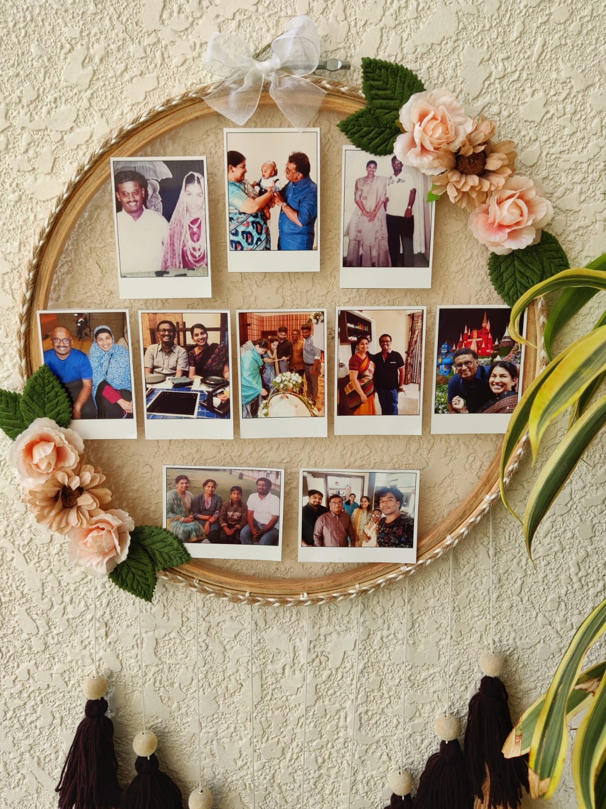 Floral Photo Frame Hoop with Tassles