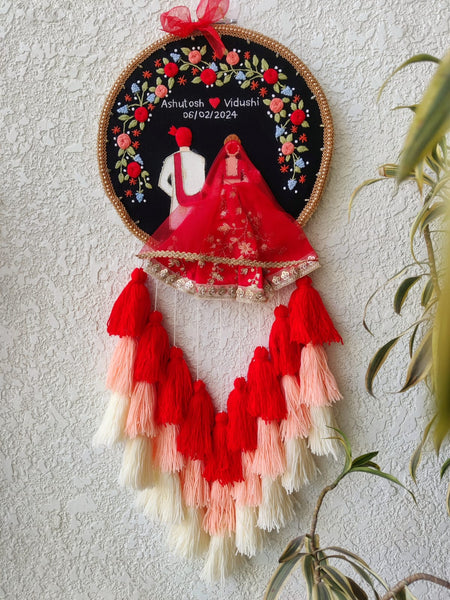 Couple Embroidered Hoop with Tassels & Lights
