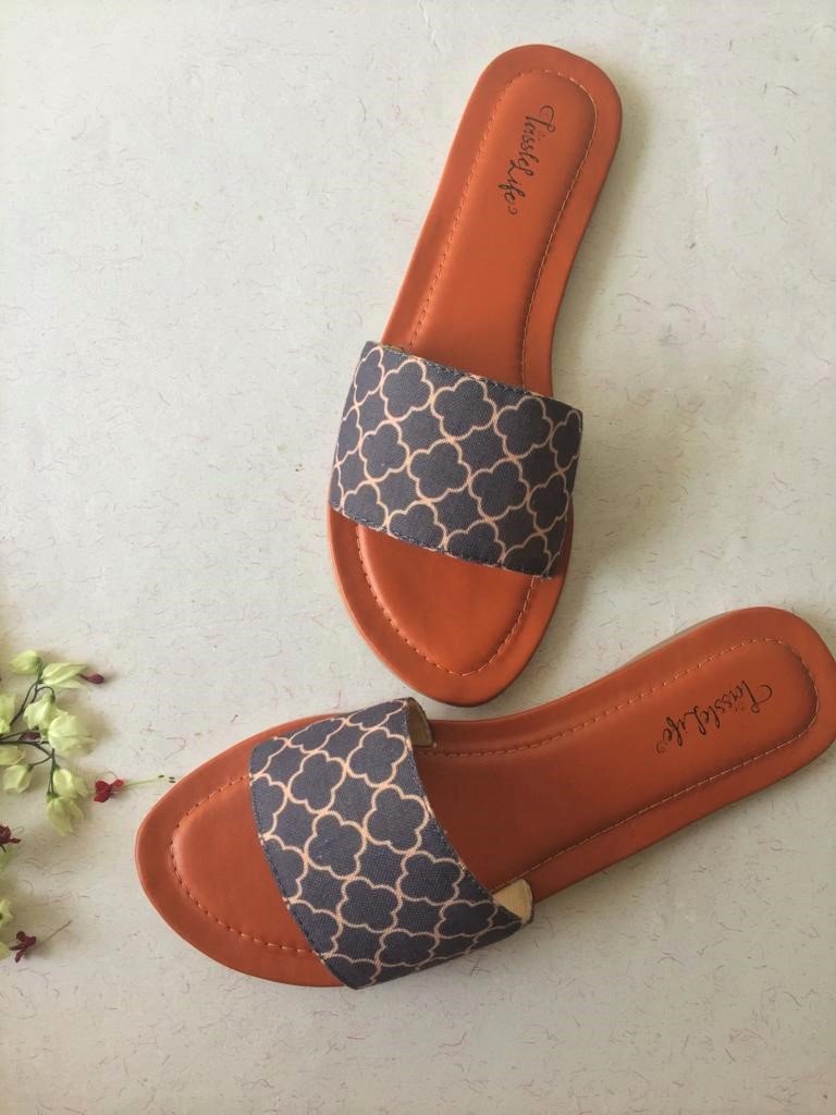 Arabic Pattern Sliders - The Tassle Life 