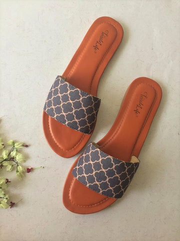 Arabic Pattern Sliders - The Tassle Life 