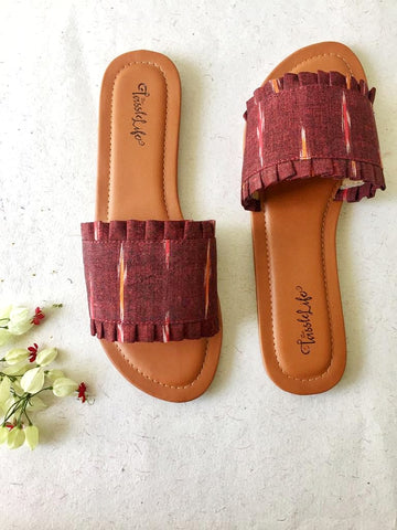 Ikat Sliders - Maroon - The Tassle Life 