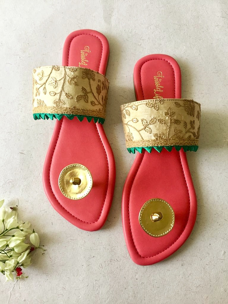 Dazzle Kolhapuri - The Tassle Life 