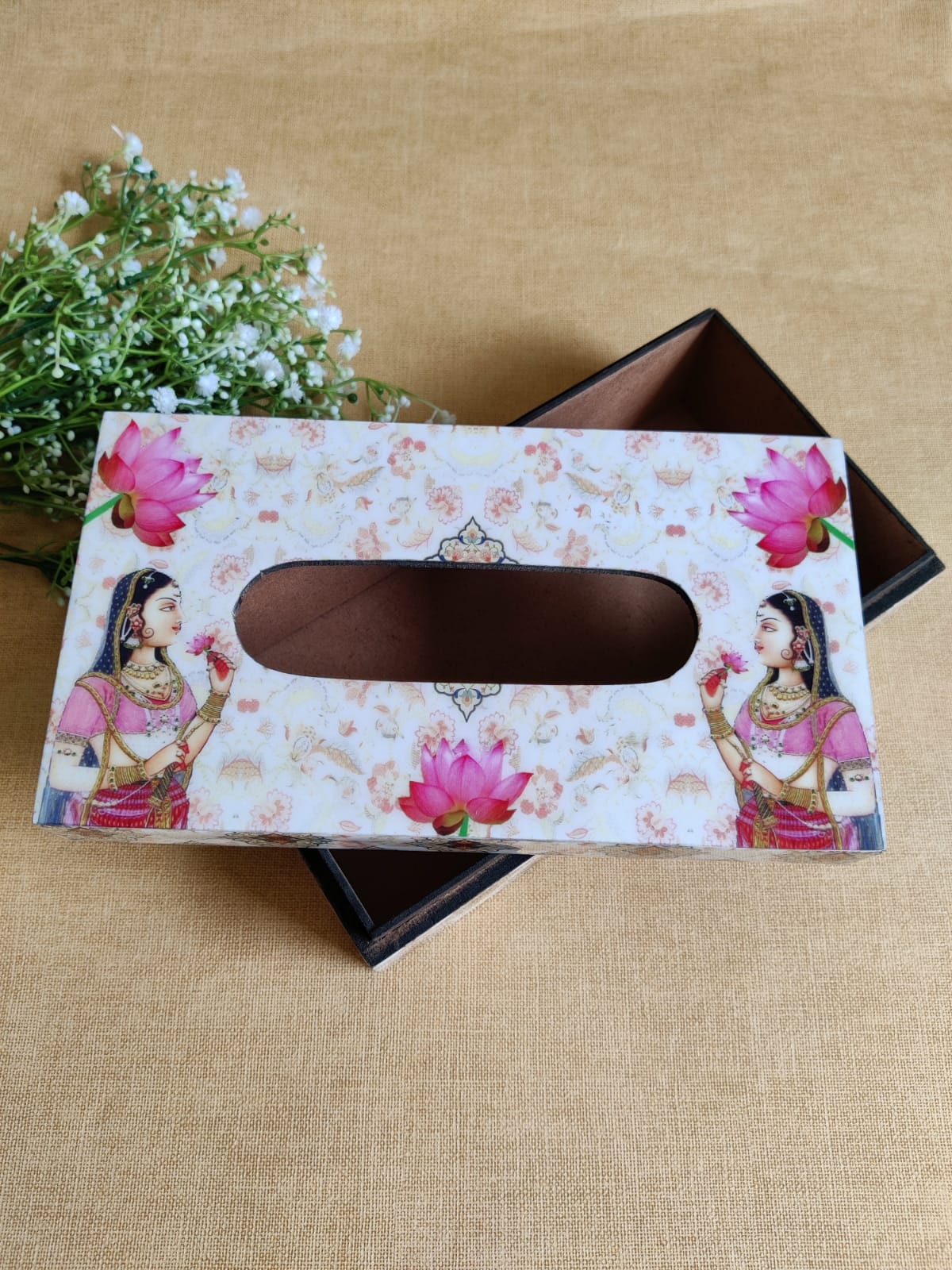 Tissue Holder