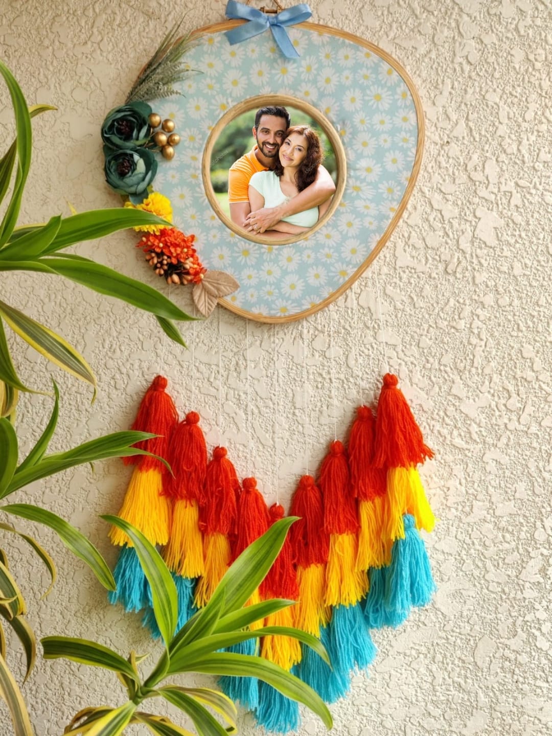 Triangle Shaped Floral Photo Frame Double Hoop