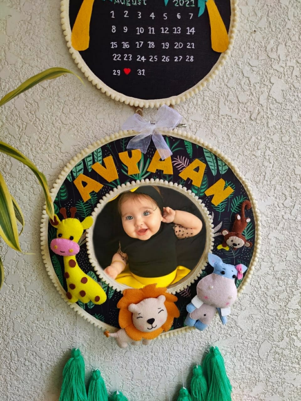Customizable Felt Double Calender & Photo Hoop with Tassles