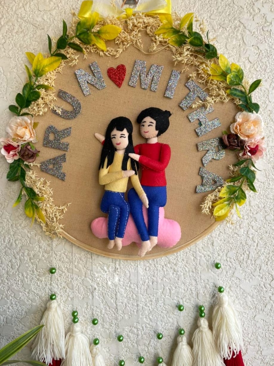 Customizable Couple Felt Hoop with Tassels